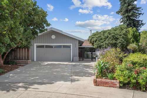 1015 Gloucester Ct, Sunnyvale, CA, 94087-4956 | Card Image