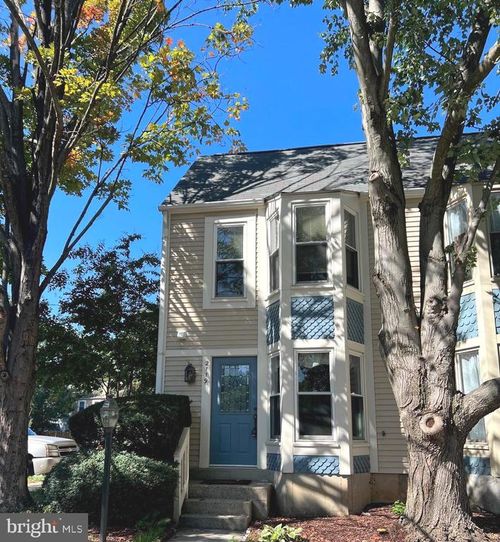 2119 Whisper Way, RESTON, VA, 20191-4147 | Card Image