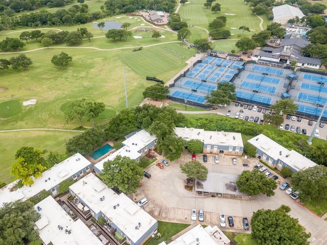 Bird's eye view of a golf club | Image 24