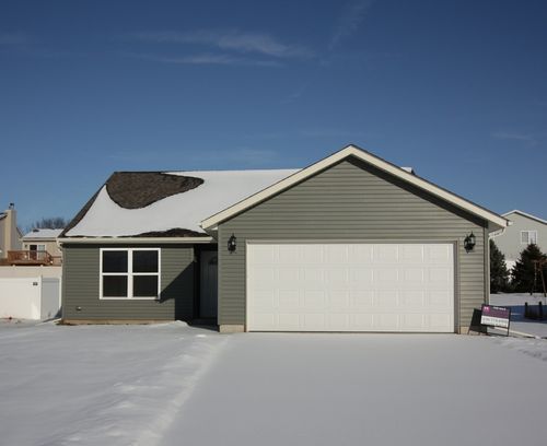 8 Kimberly, Spring Valley, IL, 61362-1055 | Card Image