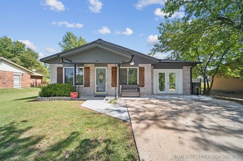 411 Main St, Kellyville, OK, 74039-4574 | Card Image