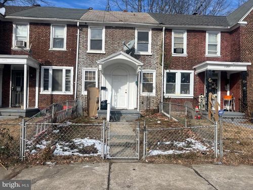 1081 Niagara Rd, Camden, NJ, 08104-2860 | Card Image