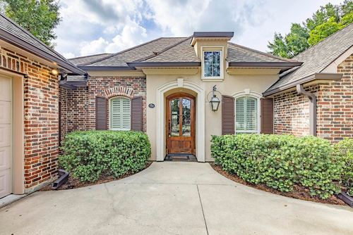 121 Gentle Oak Blvd, Schriever, LA, 70395-3280 | Card Image