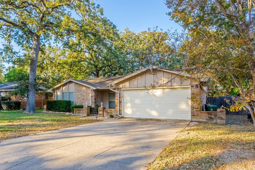 5602 Kingstree Ct, Arlington, TX, 76017-4661 | Card Image