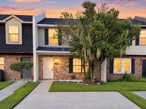 5769 Dewsbury Ln, North Charleston, SC, 29418-5549 | Card Image