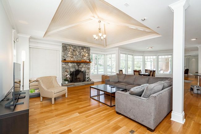 4676 Decourcy Court, House other with 4 bedrooms, 5 bathrooms and 6 parking in West Vancouver BC | Image 9
