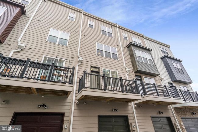7374 Blade Dr, Townhouse with 3 bedrooms, 4 bathrooms and null parking in FALLS CHURCH VA | Image 41