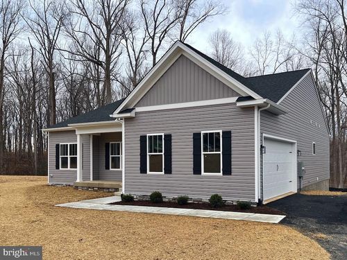 10416 Ni River Dr, SPOTSYLVANIA, VA, 22553-3771 | Card Image