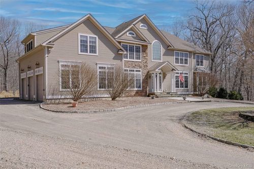 380 Southbury Rd, Roxbury, CT, 06783-2102 | Card Image