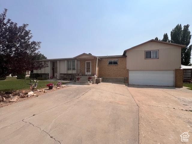 400 , Roosevelt, UT 84066