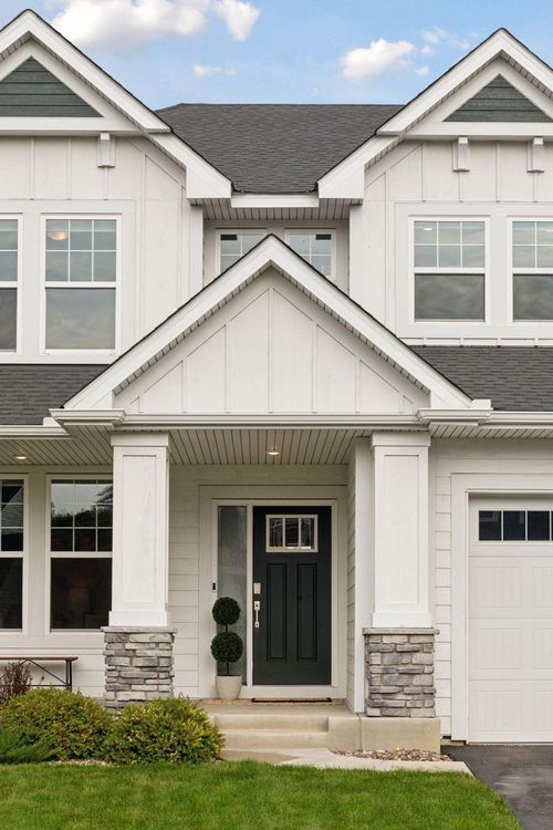 5548 Catkin Way, Victoria, MN, 55386-7400 | Card Image