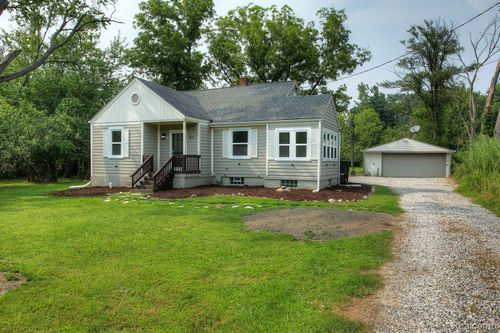 24898 Farmbrook Rd, Southfield, MI, 48034-1257 | Card Image