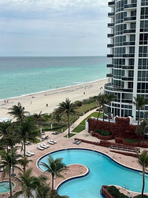 apt-908-18201 Collins Ave, Sunny Isles Beach, FL, 33160-5119 | Card Image