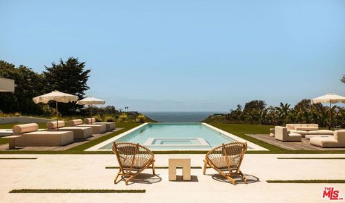 6889 Dume Dr, Malibu, CA, 90265-4224 | Card Image