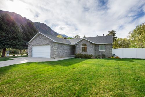 1020 E Oak Hill Dr, Alpine, UT, 84004-1733 | Card Image