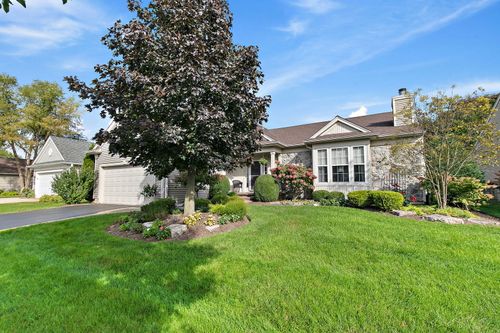 13038 Farm Hill Dr, Huntley, IL, 60142-7751 | Card Image