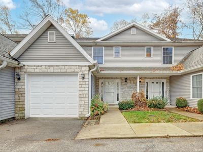 5733 W Vinca Lane, Condo with 3 bedrooms, 2 bathrooms and null parking in Ellettsville IN | Image 1