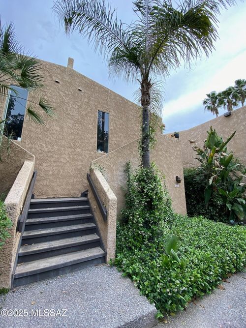 560 N Dodge Blvd, Tucson, AZ, 85716-5162 | Card Image
