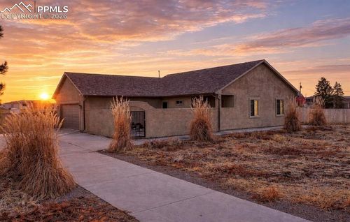 1470 Villa Spanada St, Pueblo, CO, 81006-9760 | Card Image