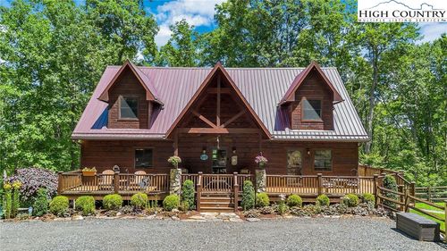 180 Raccoon Rdg, Lansing, NC, 28643-9432 | Card Image