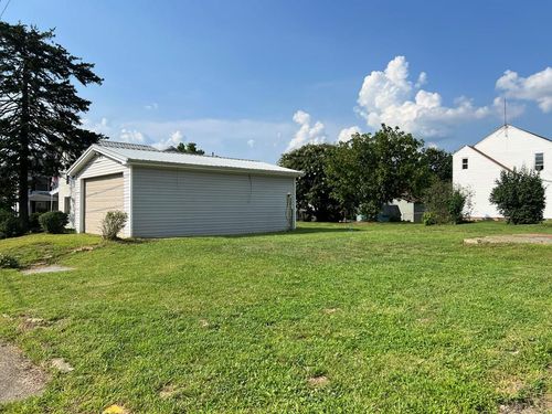 127&129 Virginia St, Sistersville, WV, 26175 | Card Image