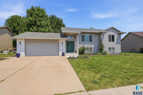 4404 E Steeple Cir Circle, Sioux Falls, SD, 57103 | Card Image