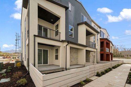 7-58-931 W Coalburn Unit 101 Way, Murray, UT, 84123 | Card Image