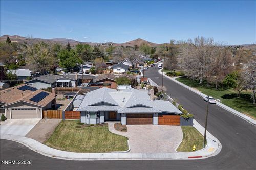 182 Rodger Circle, Sparks, NV, 89431 | Card Image