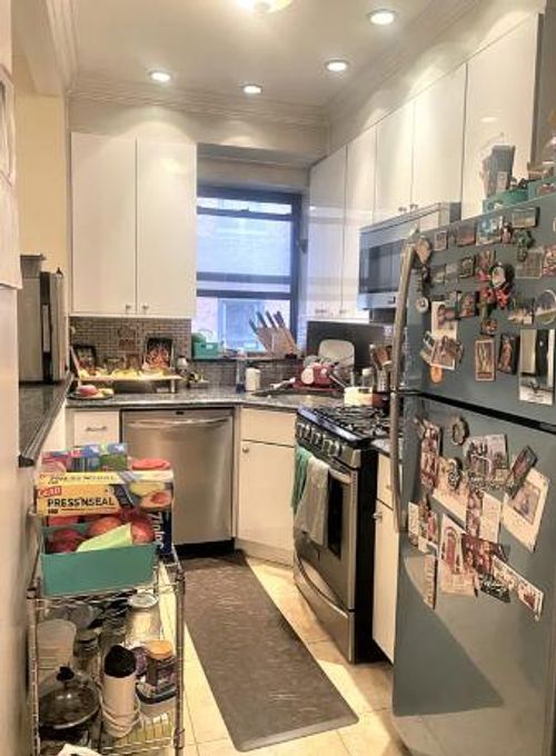 3fw-157 E 89th St, New York, NY, 10128-2125 | Card Image