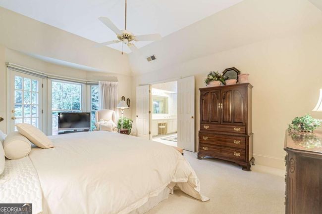 5700 Grove Point Rd, House other with 3 bedrooms, 3 bathrooms and 2 parking in Johns Creek GA | Image 23
