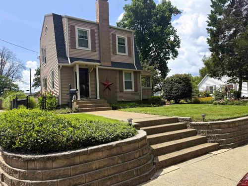 42 N Kelsey Ave, Evansville, IN, 47711-6052 | Card Image