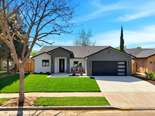 1370 Meadow Ave, Exeter, CA, 93221-1464 | Card Image