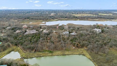 2936 Peninsula Dr, Grapevine, TX, 76051-2525 | Card Image