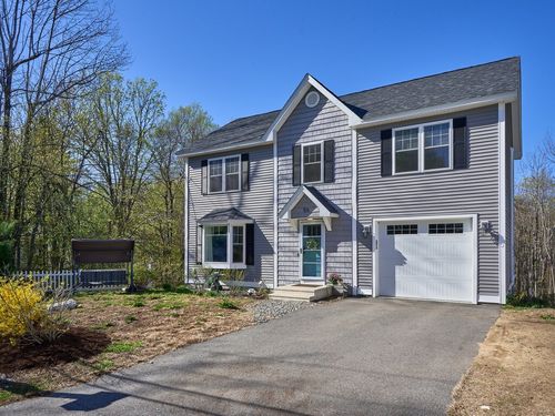 56 Carter Rd, Westminster, MA, 01473-1458 | Card Image