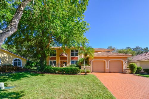 2101 Oakmont Ter, Coral Springs, FL, 33071-7746 | Card Image