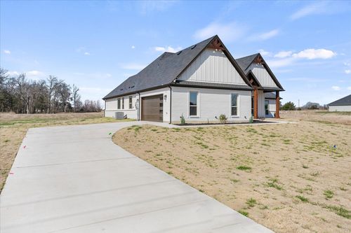 3186 County Road 1076, Celeste, TX, 75423-5814 | Card Image