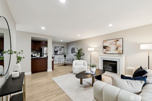 b110-21305 48th Ave W, Mountlake Terrace, WA, 98043-6461 | Card Image
