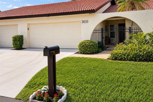 8510-3610 Naranja Way, Sarasota, FL, 34232-4633 | Card Image