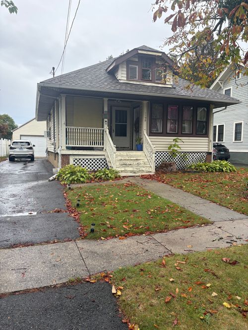 1198 Wells Pl, Stratford, CT, 06615-6553 | Card Image