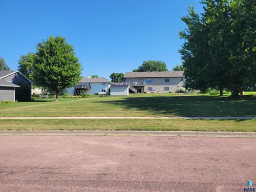 508 Northfield St, Garretson, SD, 57030-2059 | Card Image