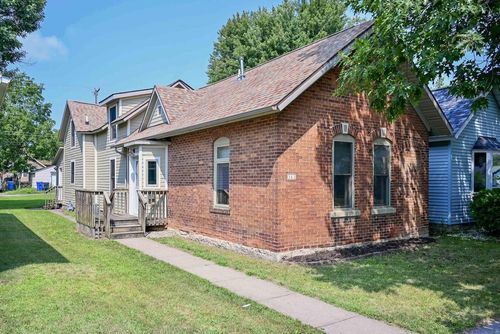 363 Chatfield St, Winona, MN, 55987-4505 | Card Image