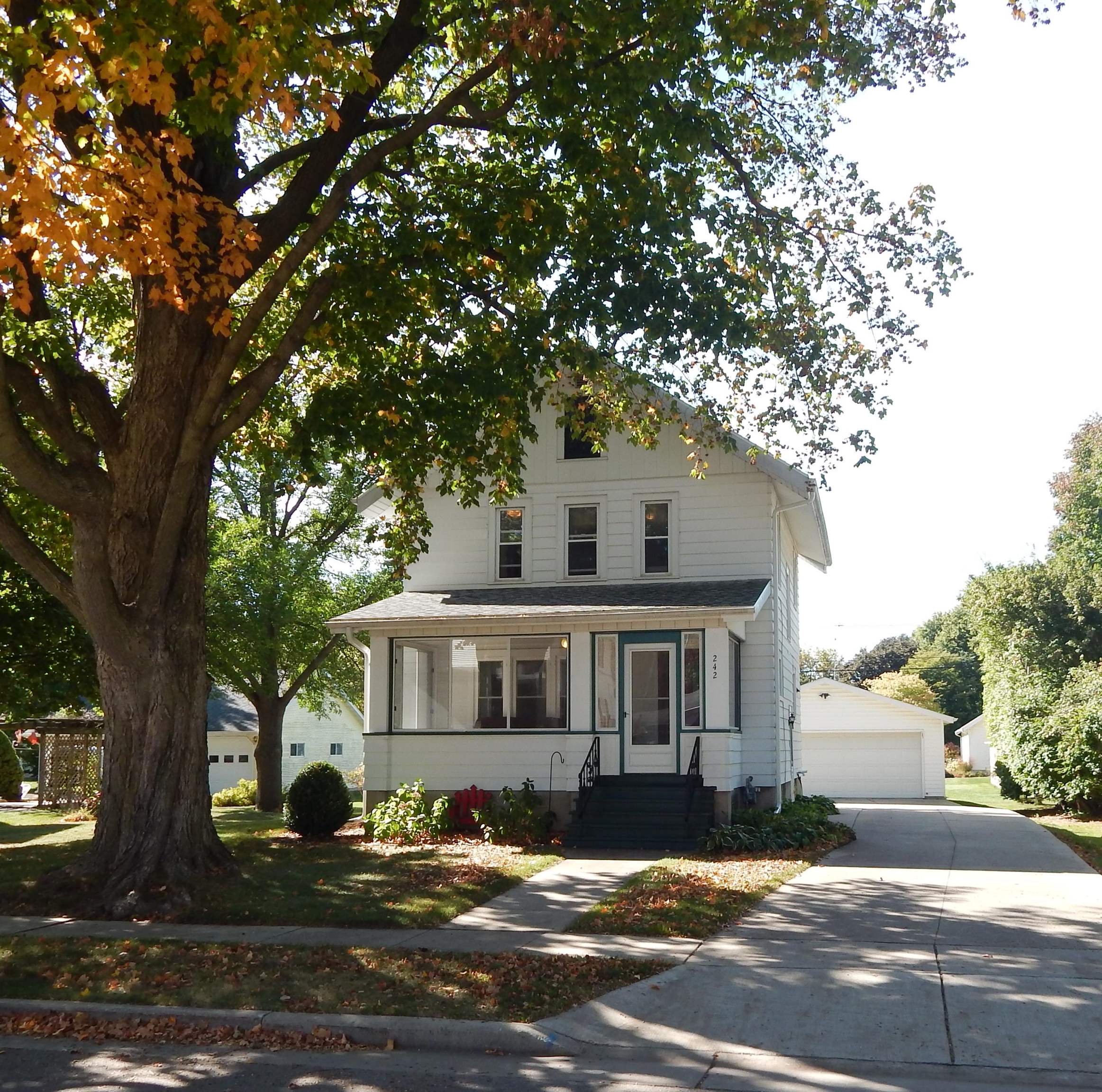 Walker St, Waupun, WI 53963