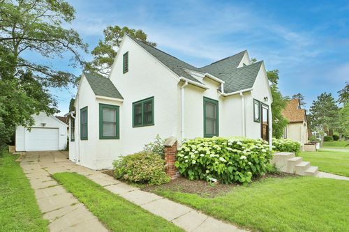 319 N 2nd St, Brainerd, MN, 56401-3328 | Card Image