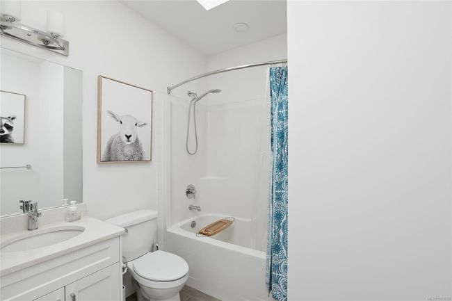 294 Edgewood Cres, House other with 4 bedrooms, 3 bathrooms and 2 parking in Duncan BC | Image 15