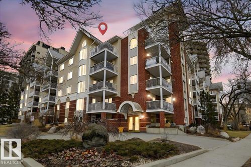11716 100 Ave Nw, Edmonton, AB, T5K2G3 | Card Image
