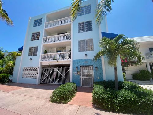 apt-403-335 Collins Ave, Miami Beach, FL, 33139-6940 | Card Image