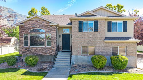 464 N 950 W, Springville, UT, 84663-1181 | Card Image