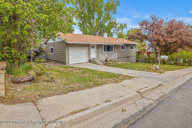 885 Stout St, House other with 5 bedrooms, 3 bathrooms and null parking in Craig CO | Image 54