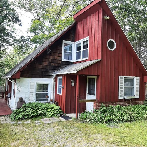 126 Wales Rd, Stafford Springs, CT, 06076-3535 | Card Image