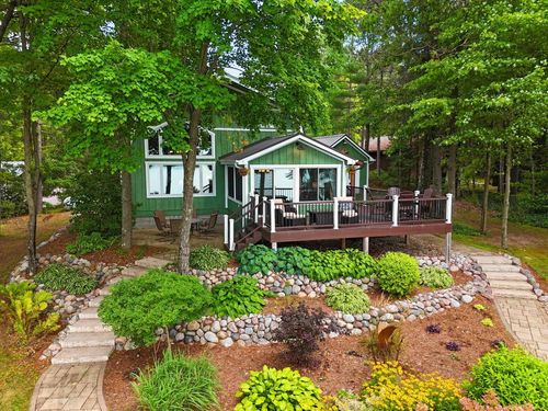 N1605 Sundance Lane, Menominee, WI, 54135 | Card Image